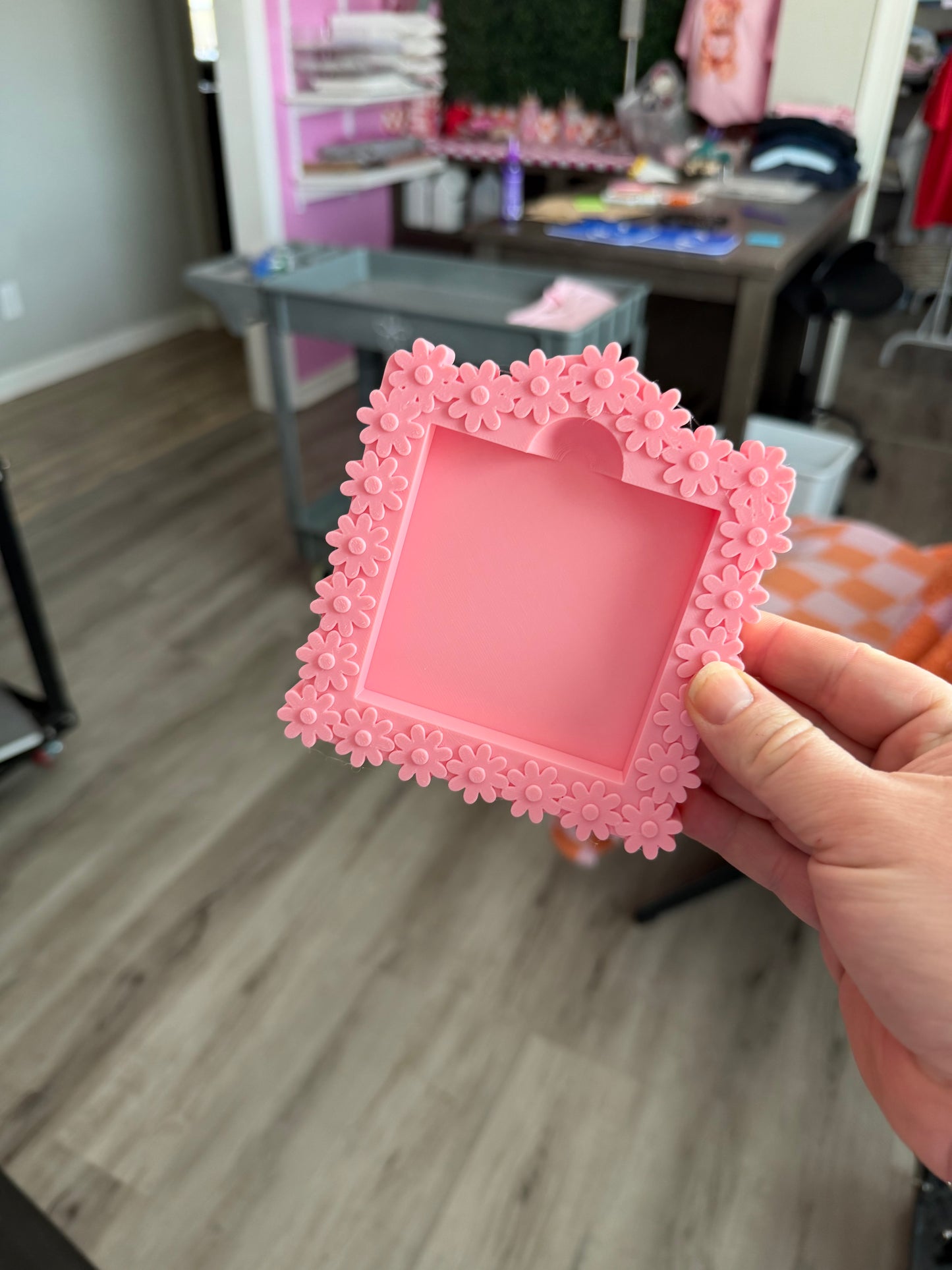 Daisy Sticky Note Holder