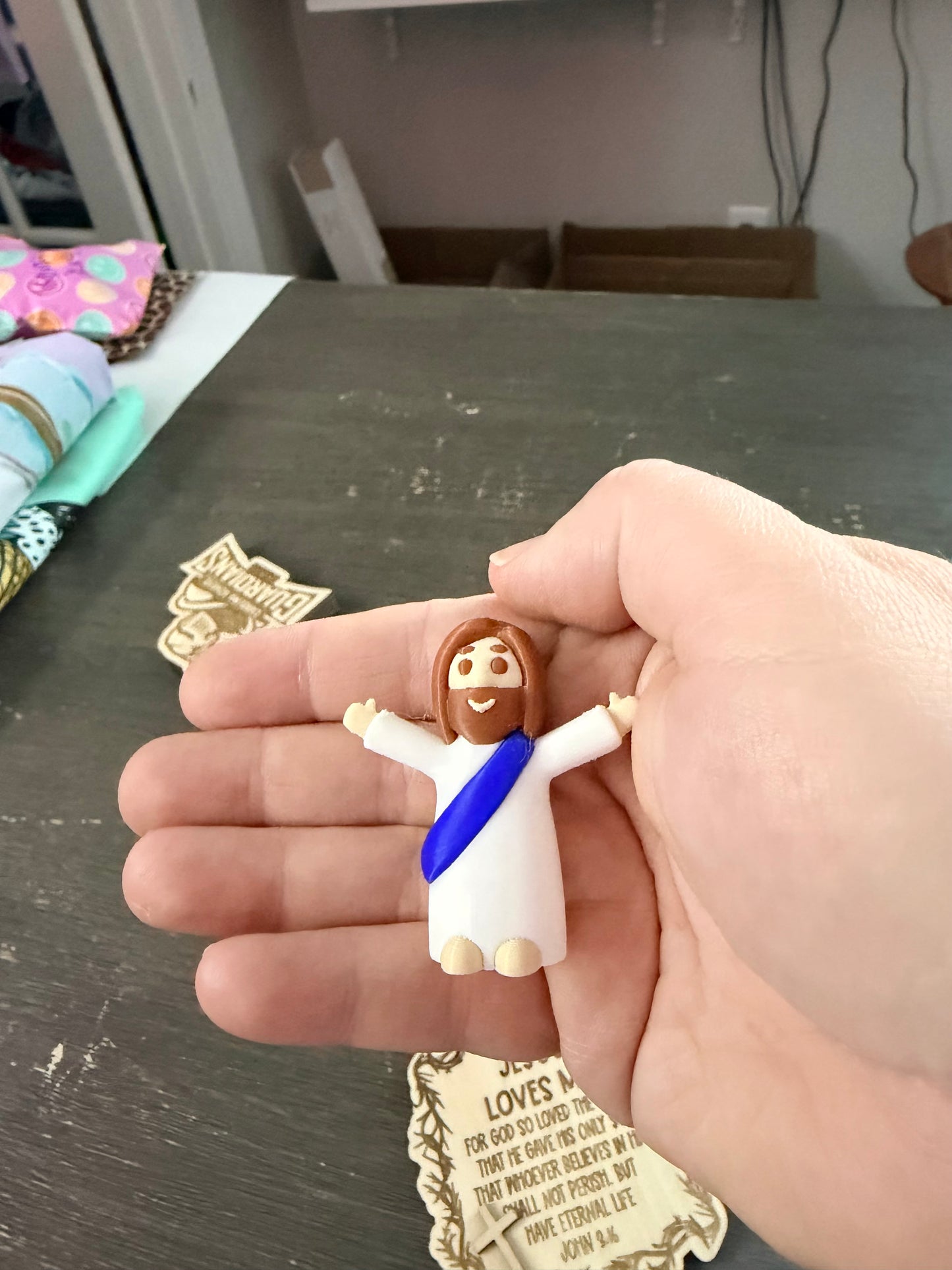 Jesus Loves ME! Pocket Jesus Gift Set